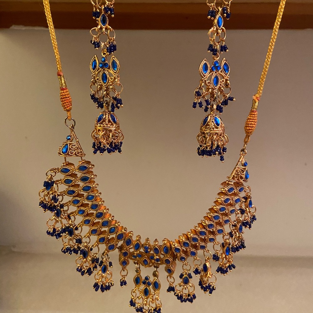 Traditional Indian Jewelry Set